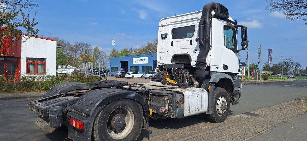 Mercedes-Benz 1840 HD 4x4 Arocs - Tracteur routier: photos 4 Mercedes-Benz 1840 HD 4x4 Arocs - Tracteur routier: photos 4