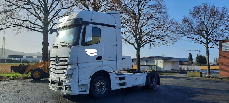 Mercedes-Benz 1845 Actros MP 4 - Tracteur routier: photos 3 Mercedes-Benz 1845 Actros MP 4 - Tracteur routier: photos 3