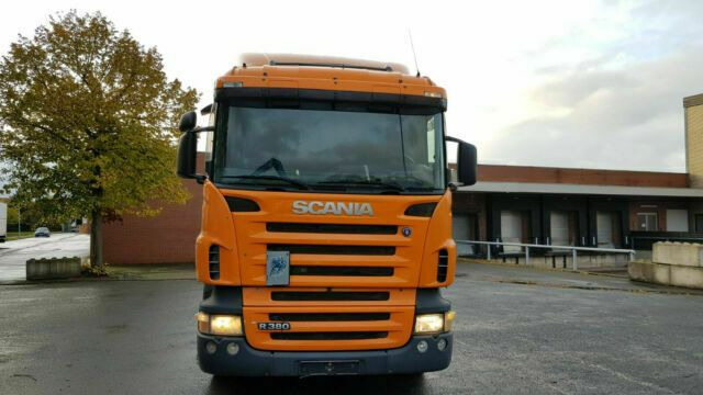 Scania P360 4x2 SZM G.Haus Klima Kipphyd. - Tracteur routier: photos 5 Scania P360 4x2 SZM G.Haus Klima Kipphyd. - Tracteur routier: photos 5