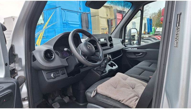 Véhicule utilitaire Mercedes-Benz Fahrgestell 316: photos 7