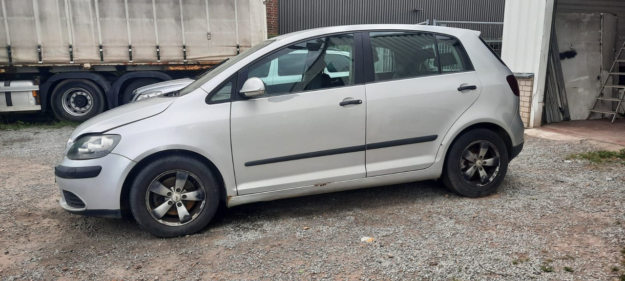 Volkswagen Golf Plus 1.9 TDI DSG DPF Comfortline - Berline: photos 4 Volkswagen Golf Plus 1.9 TDI DSG DPF Comfortline - Berline: photos 4
