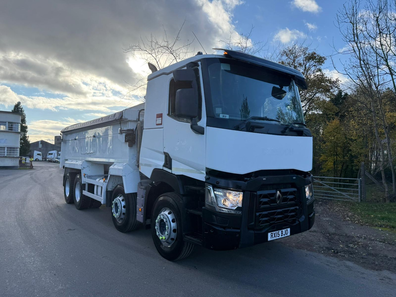 2015 Renault C380 Tipper Truck - Camion benne: photos 2 2015 Renault C380 Tipper Truck - Camion benne: photos 2