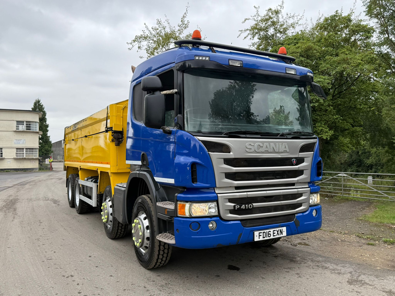 2016 Scania P410 Tipper Truck - Camion benne: photos 1 2016 Scania P410 Tipper Truck - Camion benne: photos 1