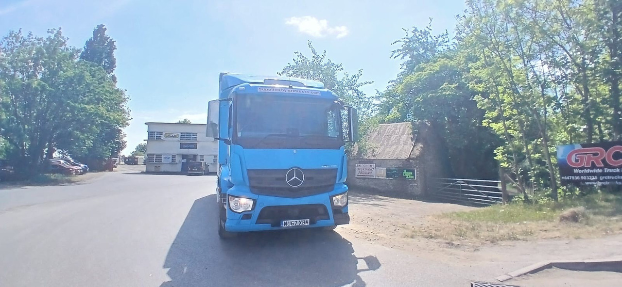 2017 Mercedes Antos 2527 Refrigerated Truck - Camion frigorifique: photos 3 2017 Mercedes Antos 2527 Refrigerated Truck - Camion frigorifique: photos 3