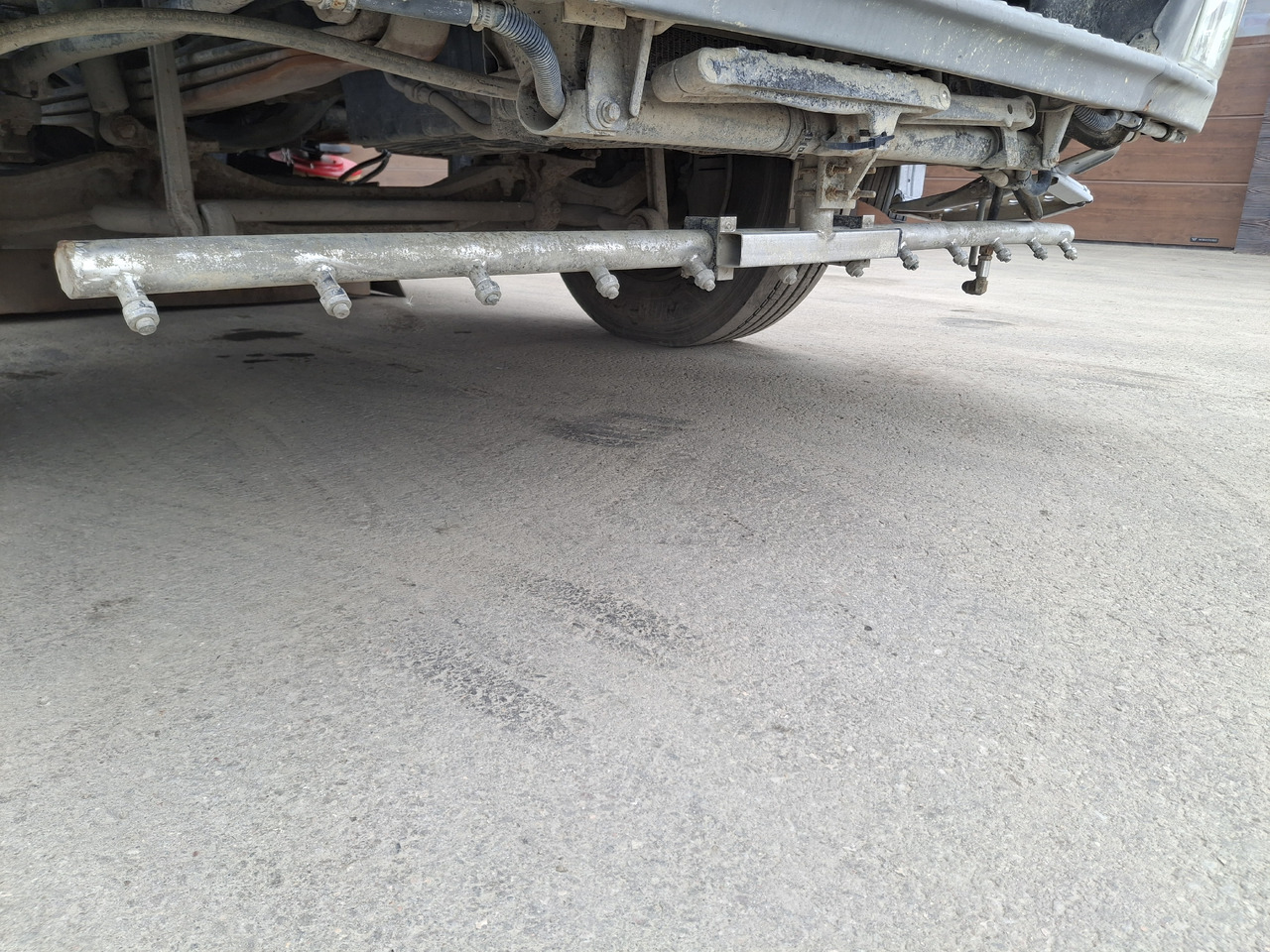 Balayeuse de voirie MERCEDES-BENZ Axor 1829 Zamiatarka Kehrmaschine BUCHER 2 Motoren Karcher PM10 Odchwaszczarka Sweeper: photos 18 Balayeuse de voirie MERCEDES-BENZ Axor 1829 Zamiatarka Kehrmaschine BUCHER 2 Motoren Karcher PM10 Odchwaszczarka Sweeper: photos 18