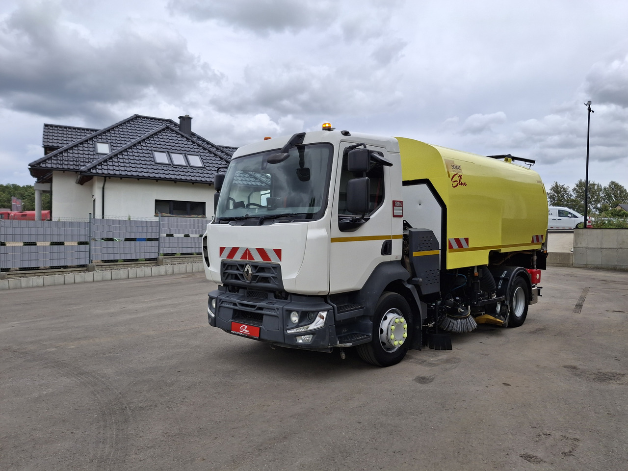 RENAULT D16 Zamiatarka Kehrmaschine SEMAT Zoeller FAUN Karcher Szczotki L/R Hydrostat Euro 6 PM10 Rura Do Liści - Balayeuse de voirie: photos 3 RENAULT D16 Zamiatarka Kehrmaschine SEMAT Zoeller FAUN Karcher Szczotki L/R Hydrostat Euro 6 PM10 Rura Do Liści - Balayeuse de voirie: photos 3
