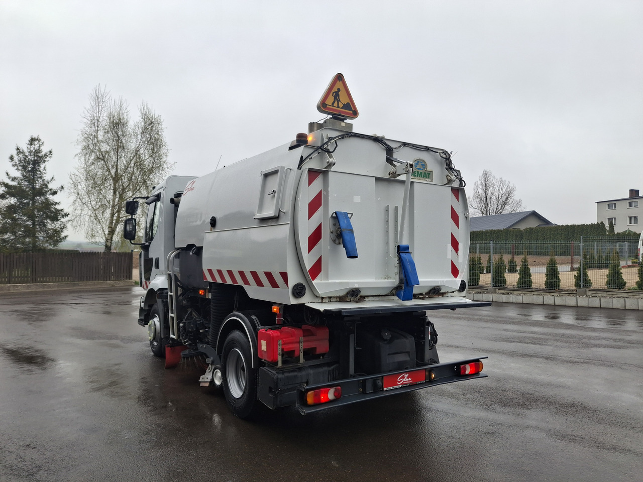 RENAULT Midlum 220 Zamiatarka Kehrmaschine Johnston 2 Motoren Szczotki L/R - Balayeuse de voirie: photos 3 RENAULT Midlum 220 Zamiatarka Kehrmaschine Johnston 2 Motoren Szczotki L/R - Balayeuse de voirie: photos 3