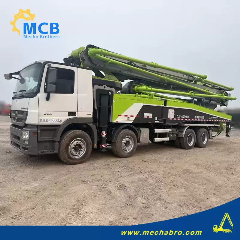 Zoomlion ZLJ5440THBBE - Camion pompe: photos 2 Zoomlion ZLJ5440THBBE - Camion pompe: photos 2