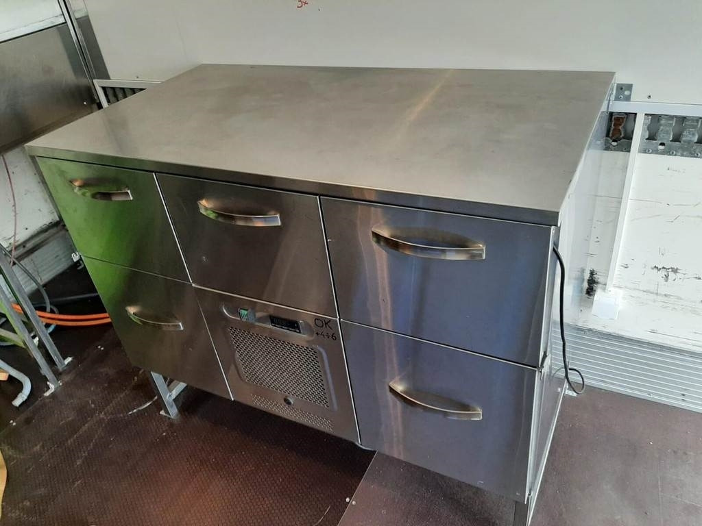 Crédit-bail de DAF FA 45.180 4X2 KITCHEN DAF FA 45.180 4X2 KITCHEN: photos 14 Crédit-bail de DAF FA 45.180 4X2 KITCHEN DAF FA 45.180 4X2 KITCHEN: photos 14