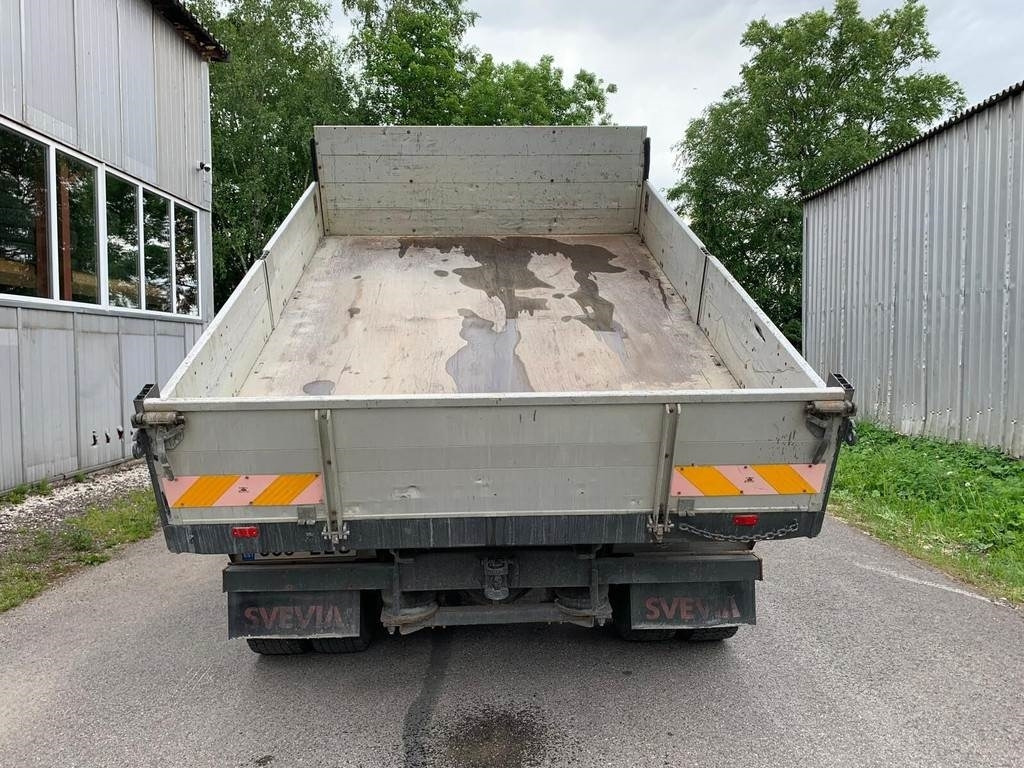 Volvo FL615 + HIAB 027-2 - Camion benne: photos 3 Volvo FL615 + HIAB 027-2 - Camion benne: photos 3