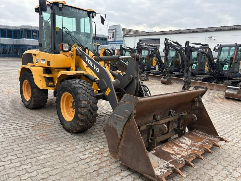 Volvo L 35 G  - Chargeuse sur pneus: photos 2 Volvo L 35 G  - Chargeuse sur pneus: photos 2