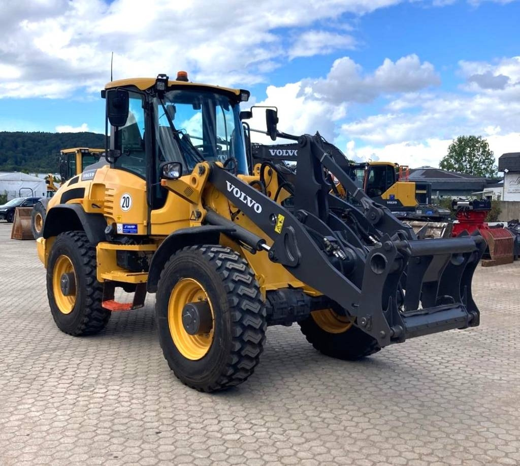Volvo L 45 H - Chargeuse sur pneus: photos 4 Volvo L 45 H - Chargeuse sur pneus: photos 4