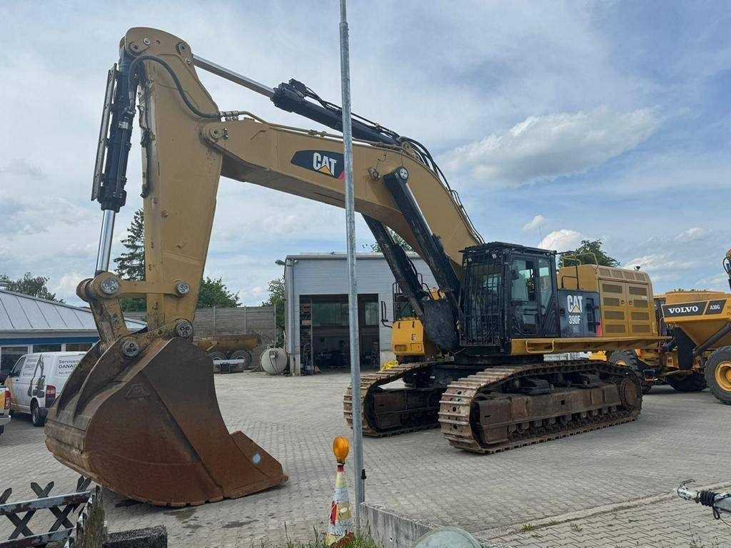 CAT 390 F L ME - Pelle sur chenille: photos 1 CAT 390 F L ME - Pelle sur chenille: photos 1