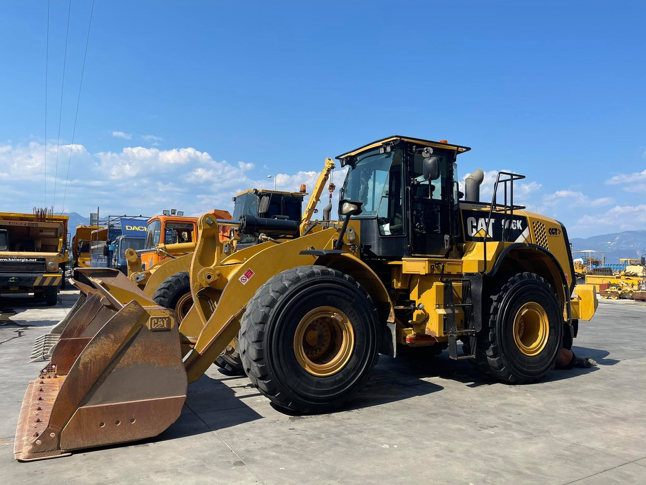 Chargeuse sur pneus CAT 966K: photos 6