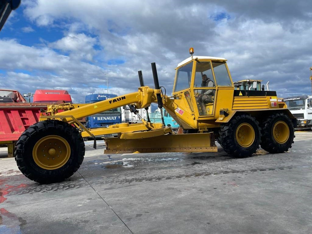 Crédit-bail de Faun F185C  Faun F185C: photos 18
