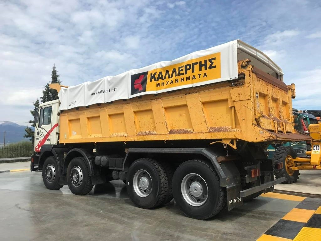 Camion benne MAN 32..293: photos 9