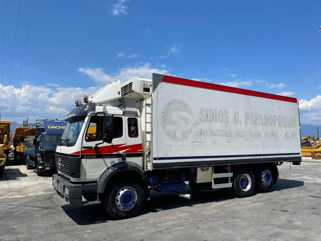 Mercedes-Benz 2435L - Camion frigorifique: photos 2 Mercedes-Benz 2435L - Camion frigorifique: photos 2