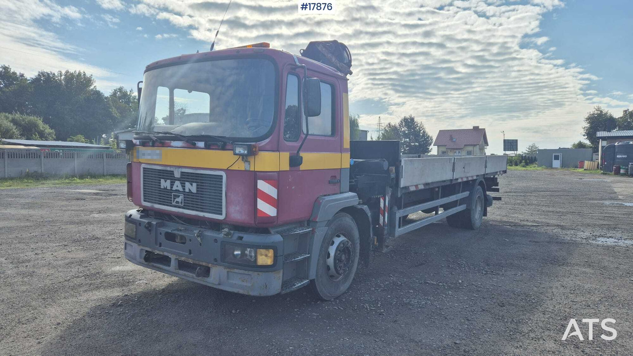 1997 MAN 18.224 - Camion plateau, Camion grue: photos 1 1997 MAN 18.224 - Camion plateau, Camion grue: photos 1