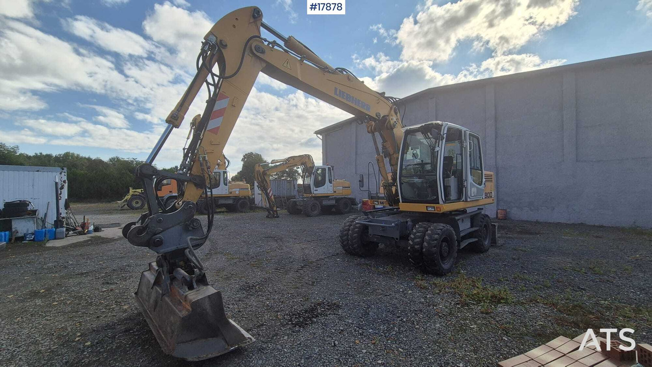 2006 Liebherr A 900C - Pelle sur pneus: photos 2 2006 Liebherr A 900C - Pelle sur pneus: photos 2