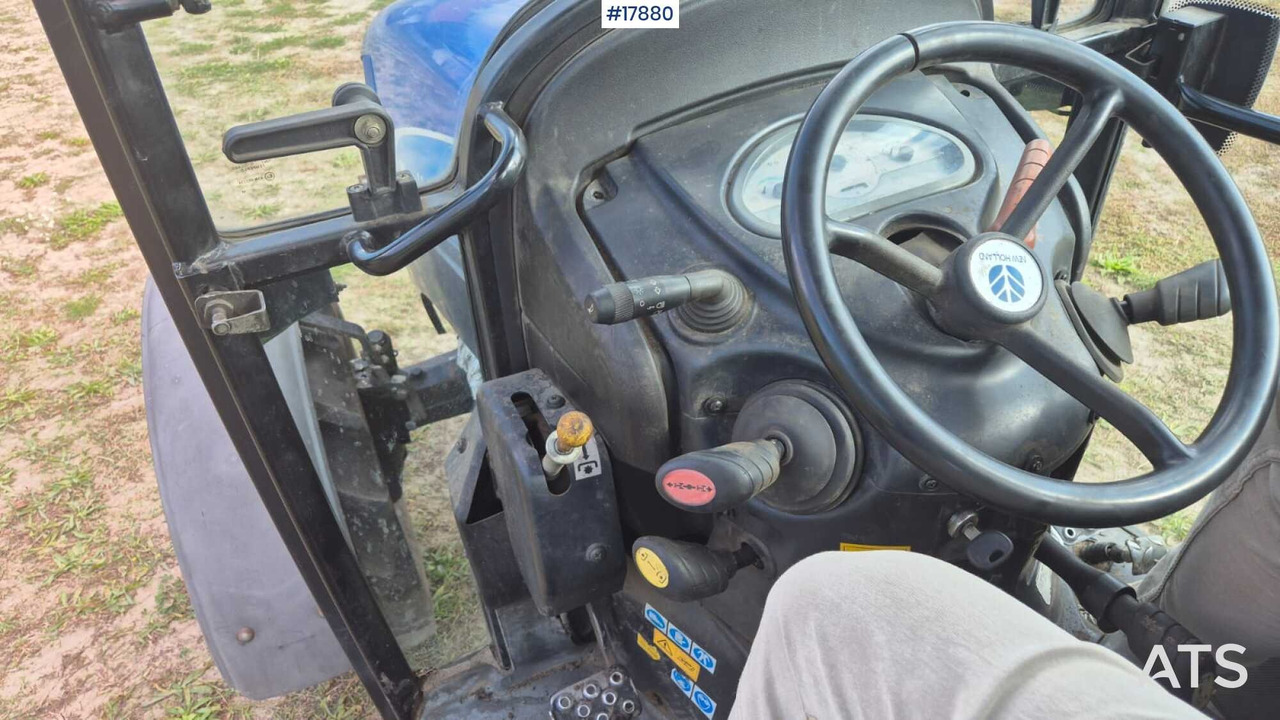 Crédit-bail de  2011 New Holland T 3040 2011 New Holland T 3040: photos 14