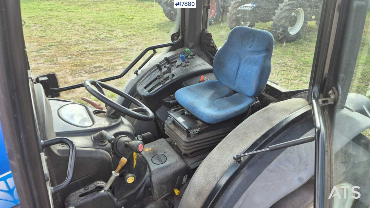 Crédit-bail de  2011 New Holland T 3040 2011 New Holland T 3040: photos 9