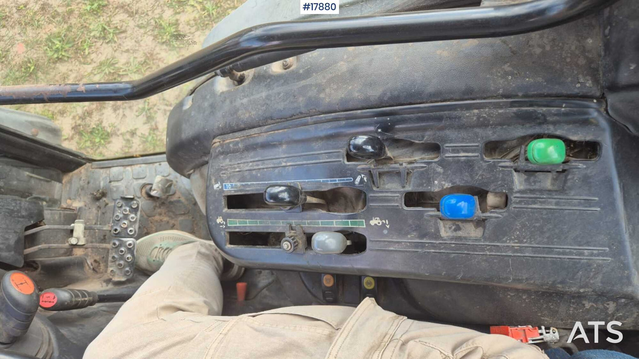 Crédit-bail de  2011 New Holland T 3040 2011 New Holland T 3040: photos 15