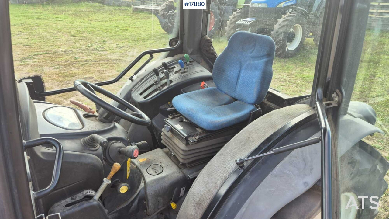 Crédit-bail de  2011 New Holland T 3040 2011 New Holland T 3040: photos 16