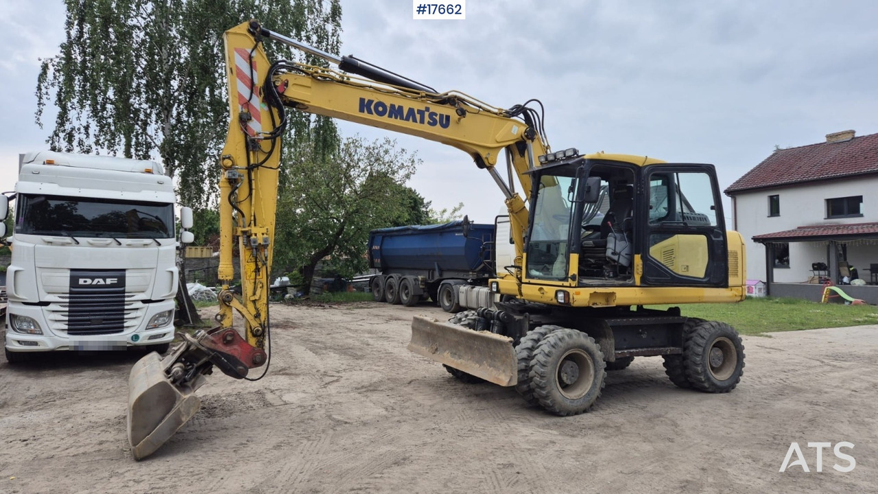 2012 Komatsu PW 160 - Pelle sur pneus: photos 5 2012 Komatsu PW 160 - Pelle sur pneus: photos 5