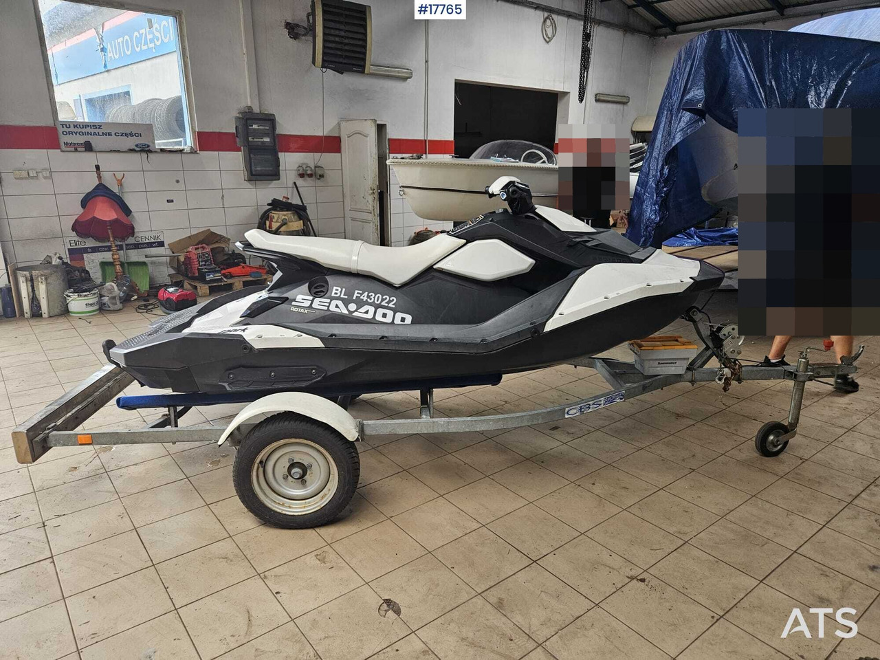2014 SeaDoo BL F430022 - Outil/ Équipement: photos 4 2014 SeaDoo BL F430022 - Outil/ Équipement: photos 4