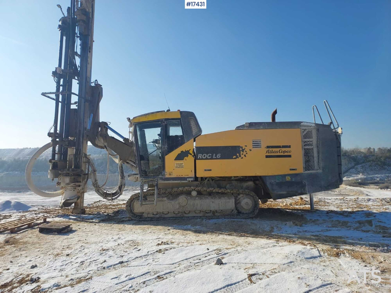 Atlas Copco ROC L6/25 drill rig (2011) - Foreuse: photos 1 Atlas Copco ROC L6/25 drill rig (2011) - Foreuse: photos 1