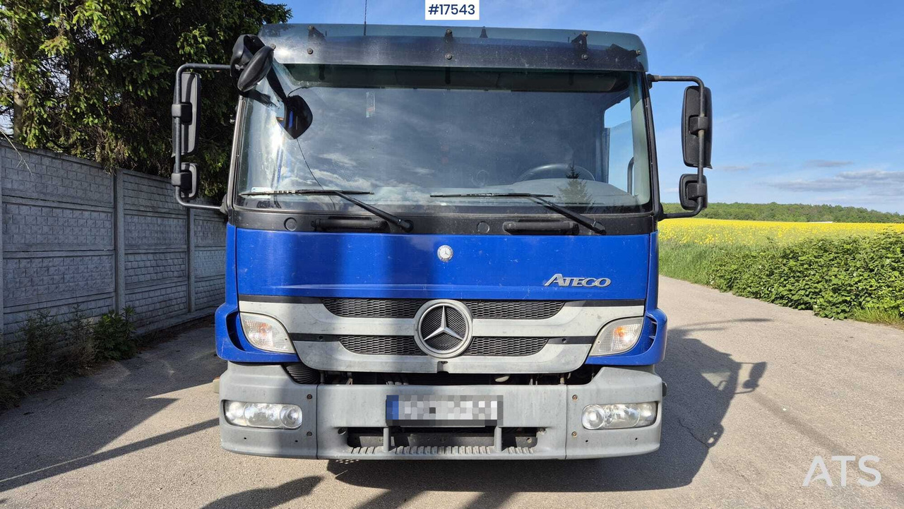 Box truck Mercedes-Benz ATEGO 1224 (2011) - Camion fourgon: photos 2 Box truck Mercedes-Benz ATEGO 1224 (2011) - Camion fourgon: photos 2