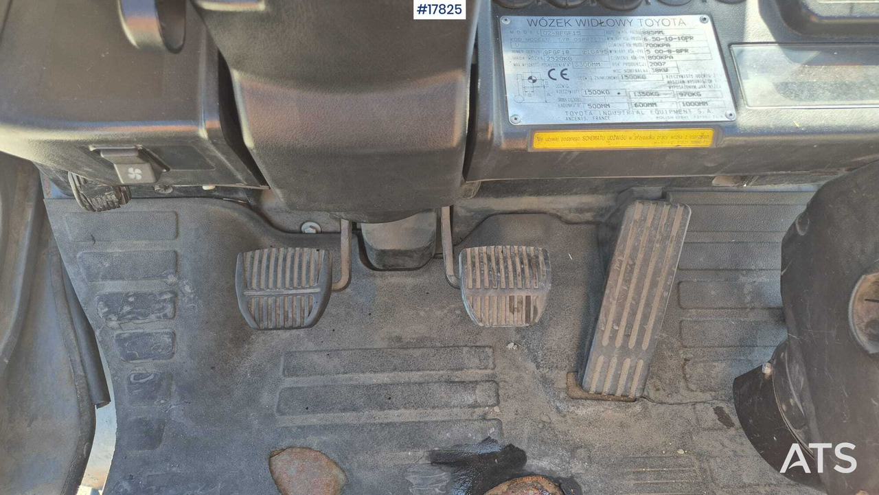 Chariot élévateur à gaz Forklift TOYOTA 02-8FGF15 (2007): photos 13