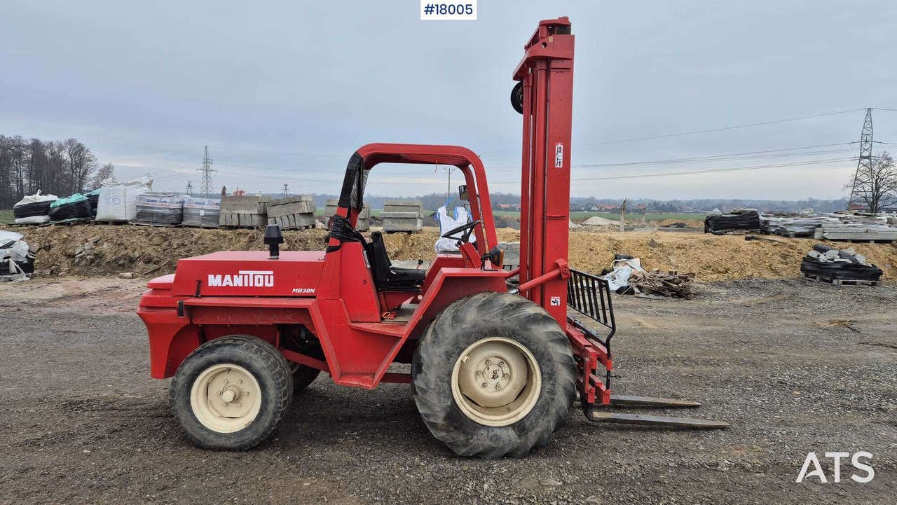 Chariot tout terrain Rough terrain forklift MANITOU MB 30N (1993): photos 6