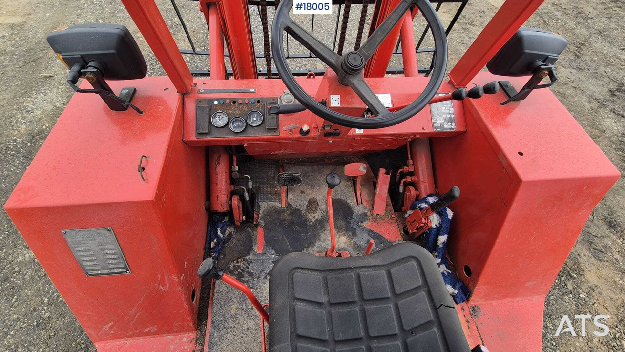 Chariot tout terrain Rough terrain forklift MANITOU MB 30N (1993): photos 17