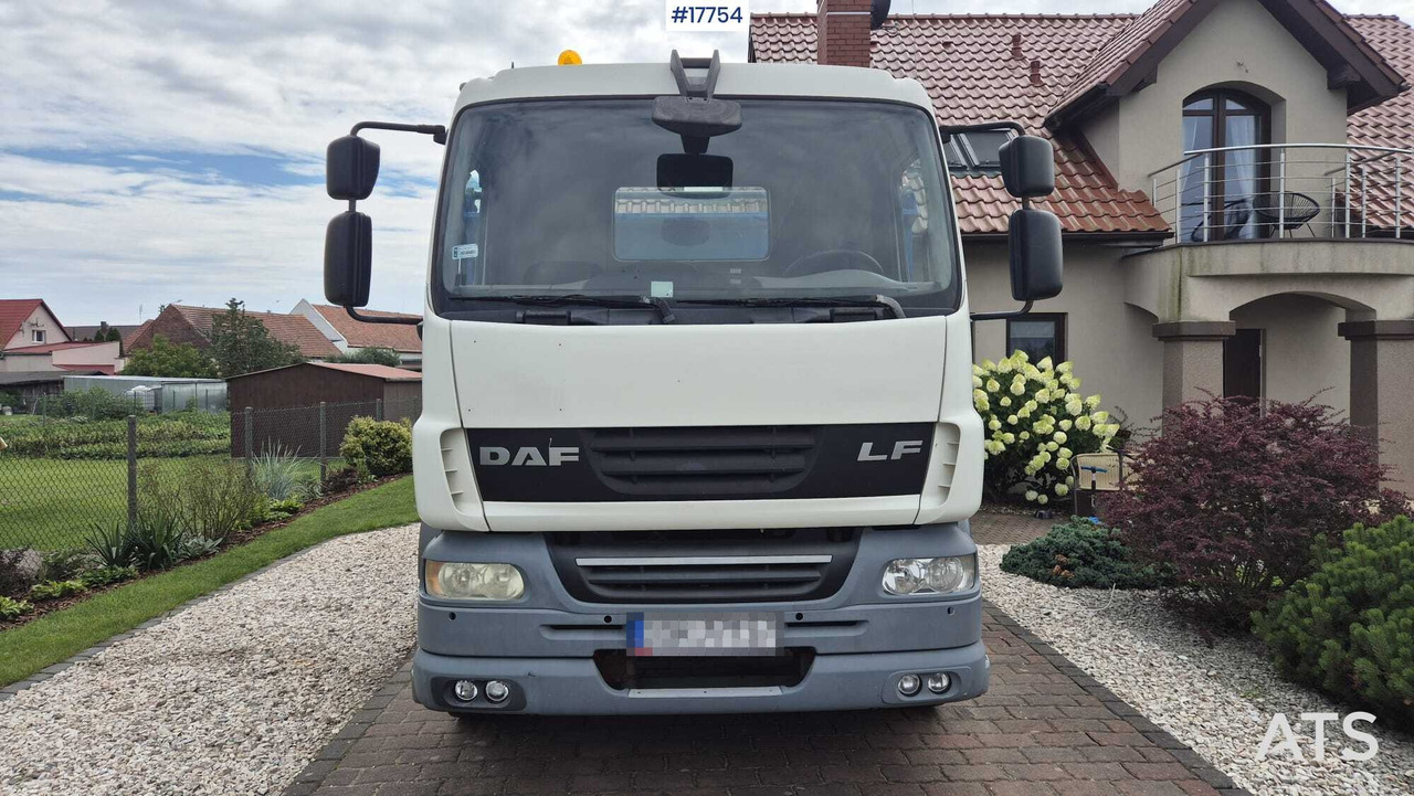 Two-axle tipper DAF LF 55.300 (2013) - Camion benne: photos 4 Two-axle tipper DAF LF 55.300 (2013) - Camion benne: photos 4