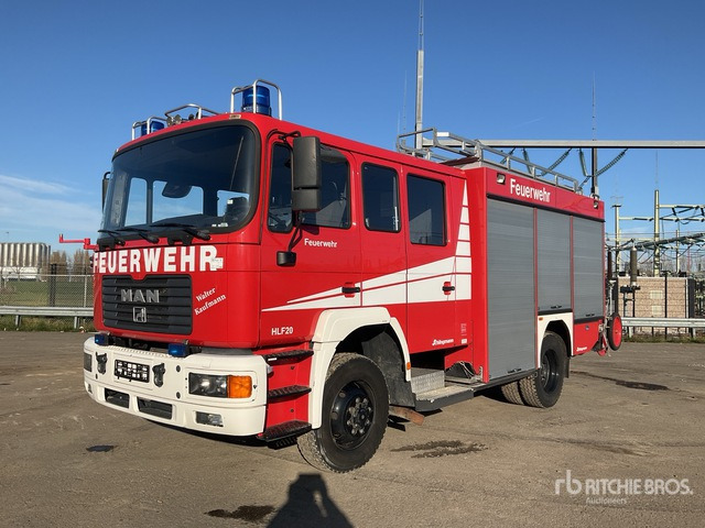 2001 MAN M34 4x4 Crew Cab Fire Truck - Camion de pompier: photos 1 2001 MAN M34 4x4 Crew Cab Fire Truck - Camion de pompier: photos 1