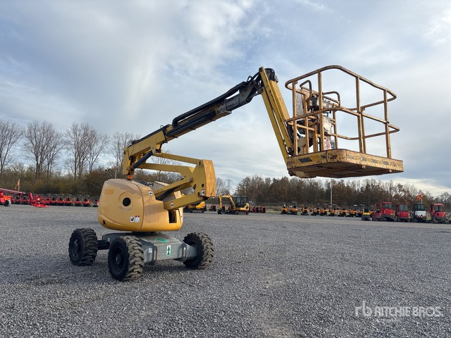 2009 Haulotte HA16SPX 4WD Diesel Articulating Boom Lift - Nacelle articulée: photos 3 2009 Haulotte HA16SPX 4WD Diesel Articulating Boom Lift - Nacelle articulée: photos 3