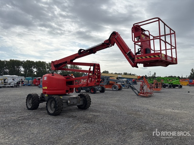 2012 Genie Z-45/25J 4WD Diesel Articulating Boom Lift - Nacelle articulée: photos 4 2012 Genie Z-45/25J 4WD Diesel Articulating Boom Lift - Nacelle articulée: photos 4