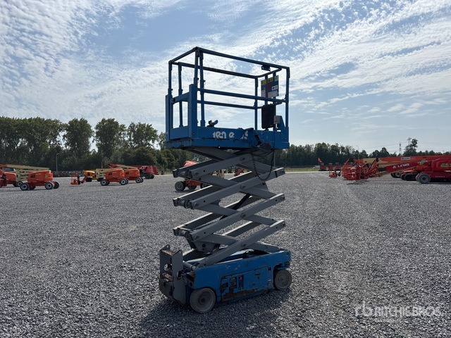 2014 Genie GS-1930 Electric Scissor Lift - Nacelle ciseaux: photos 3 2014 Genie GS-1930 Electric Scissor Lift - Nacelle ciseaux: photos 3