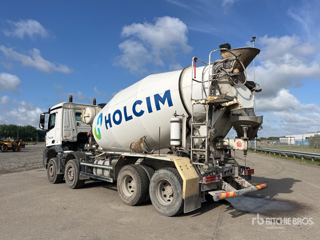 2014 Mercedes-Benz Arocs 3236 8x4 Mixer Truck - Broyeur/ Épareuse: photos 3 2014 Mercedes-Benz Arocs 3236 8x4 Mixer Truck - Broyeur/ Épareuse: photos 3