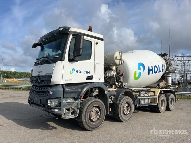 2014 Mercedes-Benz Arocs 3236 8x4 Mixer Truck - Broyeur/ Épareuse: photos 1 2014 Mercedes-Benz Arocs 3236 8x4 Mixer Truck - Broyeur/ Épareuse: photos 1