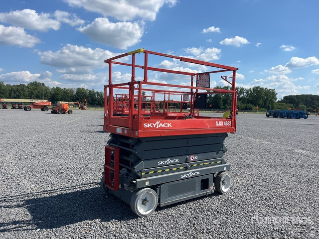 2014 Skyjack SJIII-4632 Electric Scissor Lift - Nacelle ciseaux: photos 3 2014 Skyjack SJIII-4632 Electric Scissor Lift - Nacelle ciseaux: photos 3