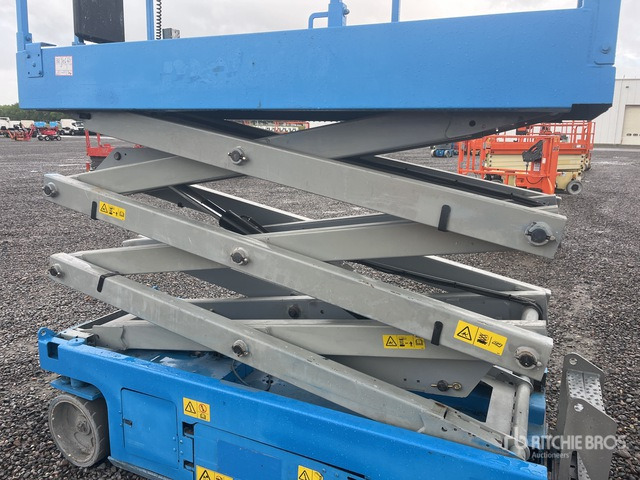 2015 Genie GS-2032 Electric Scissor Lift - Nacelle ciseaux: photos 5 2015 Genie GS-2032 Electric Scissor Lift - Nacelle ciseaux: photos 5