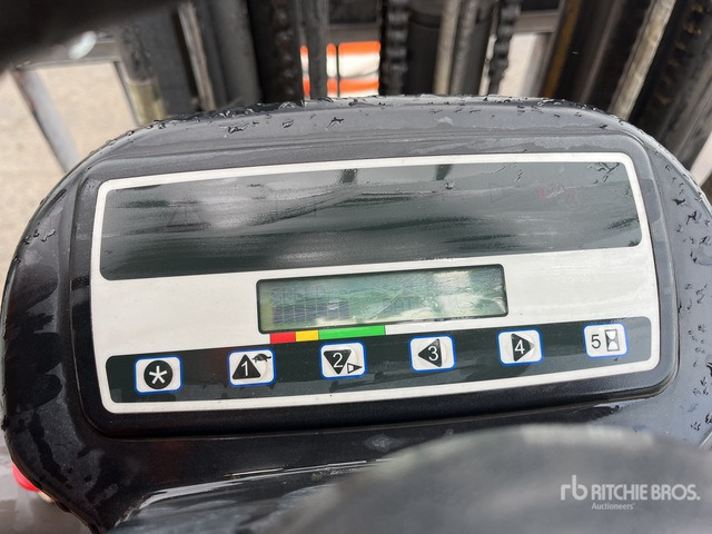 2015 Manitou ME318-48V Electric Forklift - Chariot élévateur électrique: photos 5 2015 Manitou ME318-48V Electric Forklift - Chariot élévateur électrique: photos 5