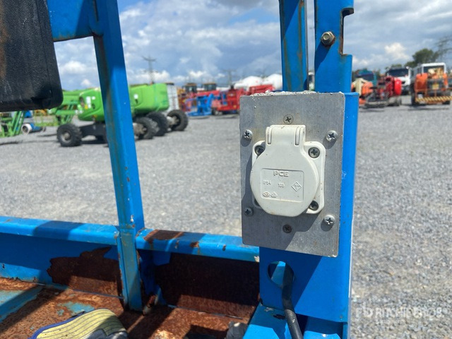 2016 Genie GS2646 Electric Scissor Lift - Nacelle ciseaux: photos 5 2016 Genie GS2646 Electric Scissor Lift - Nacelle ciseaux: photos 5