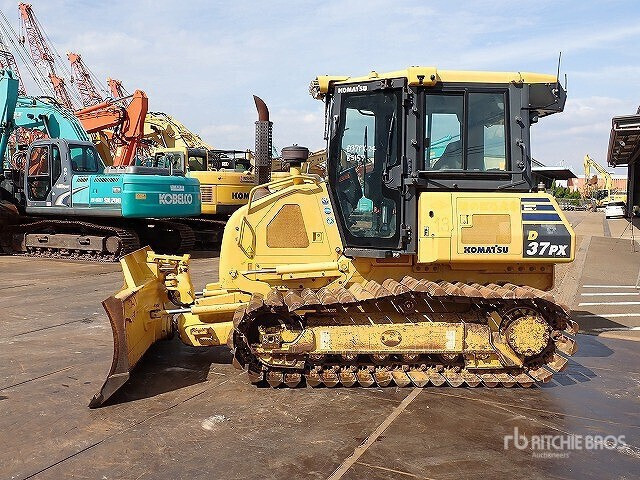2017 Komatsu D37PX-23 Crawler Dozer - Bulldozer: photos 1 2017 Komatsu D37PX-23 Crawler Dozer - Bulldozer: photos 1