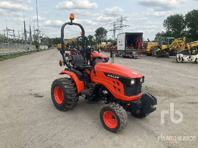 AVENGER 26 HST (Unused) - Tracteur agricole: photos 4 AVENGER 26 HST (Unused) - Tracteur agricole: photos 4