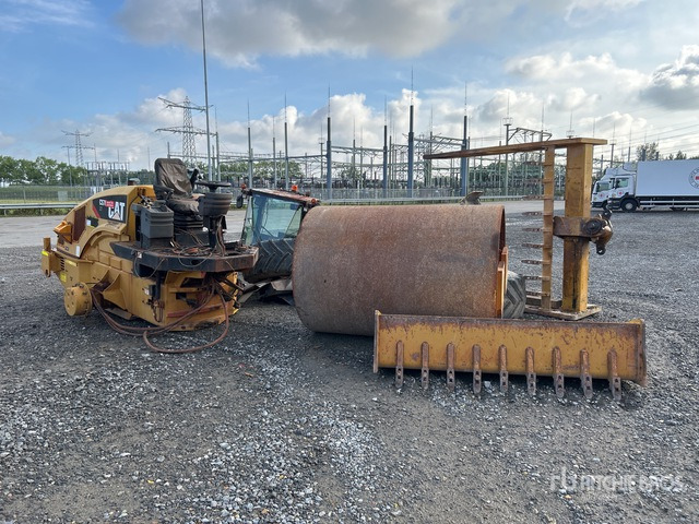 Cat CS76XT Smooth Drum Compactor - Broyeur/ Épareuse: photos 2 Cat CS76XT Smooth Drum Compactor - Broyeur/ Épareuse: photos 2