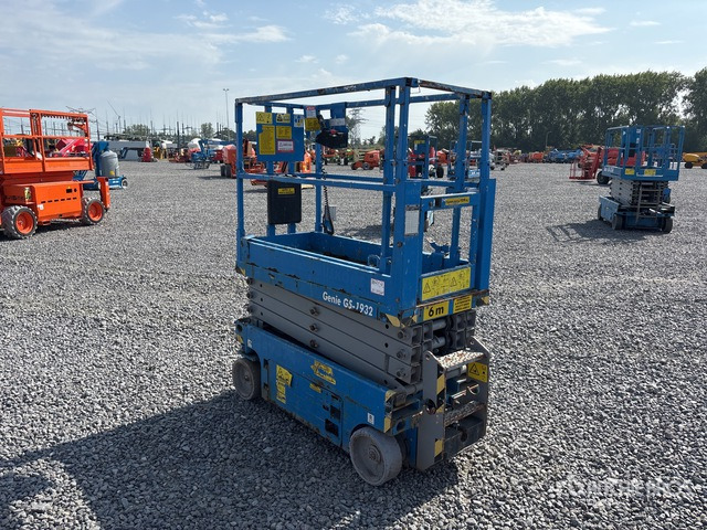 Genie GS-1932 Scissor Lift - Nacelle ciseaux: photos 3 Genie GS-1932 Scissor Lift - Nacelle ciseaux: photos 3