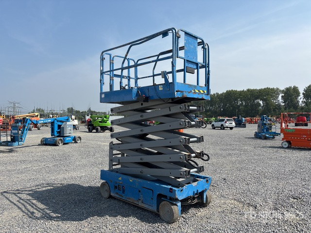 Genie GS-4047 Scissor Lift - Nacelle ciseaux: photos 4 Genie GS-4047 Scissor Lift - Nacelle ciseaux: photos 4
